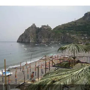 https://la-grotta.sicilyhotelsitaly.net
